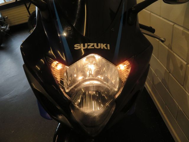 suzuki - gsx-r-1000