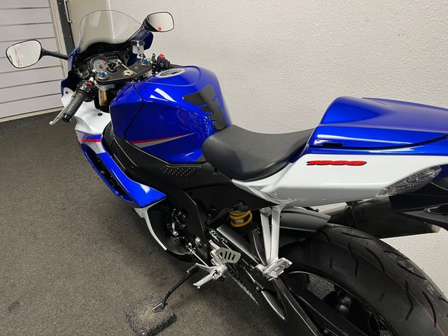 suzuki - gsx-r-1000