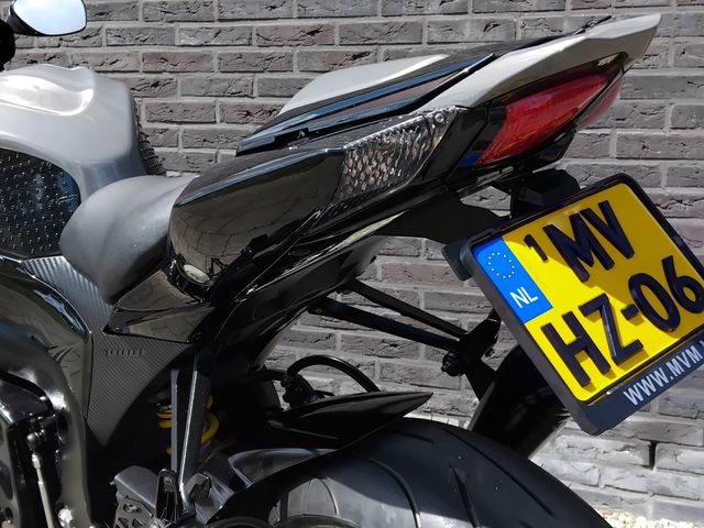 suzuki - gsx-r-1000