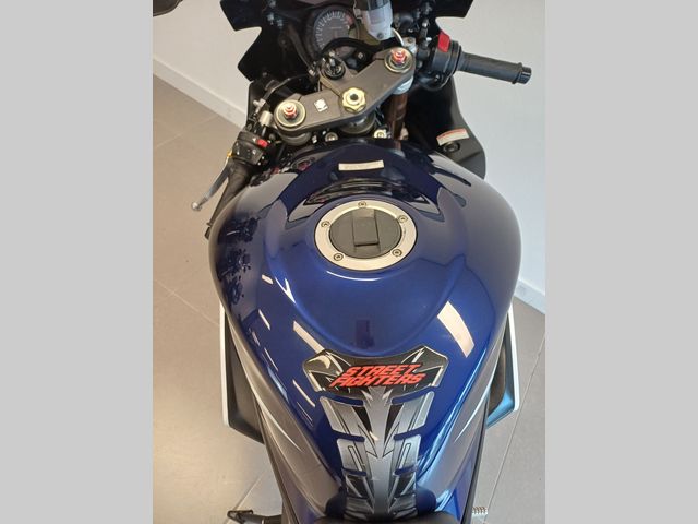 suzuki - gsx-r-1000