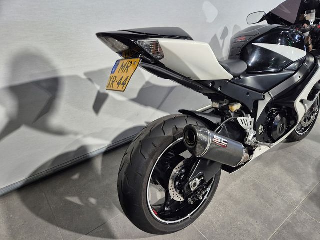 suzuki - gsx-r-1000