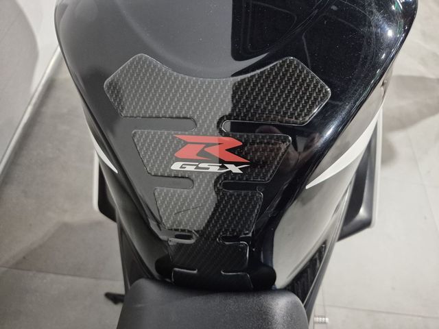 suzuki - gsx-r-1000
