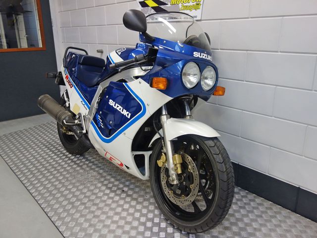 suzuki - gsx-r-1100