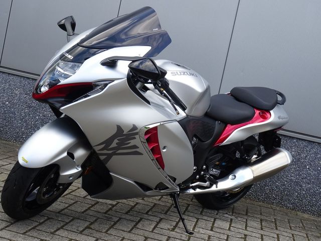 suzuki - gsx-r-1300-hayabusa