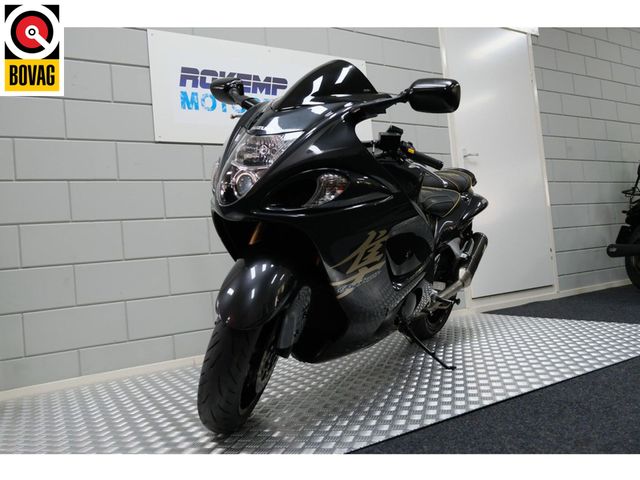 suzuki - gsx-r-1300-hayabusa