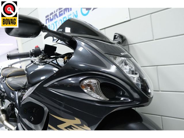 suzuki - gsx-r-1300-hayabusa