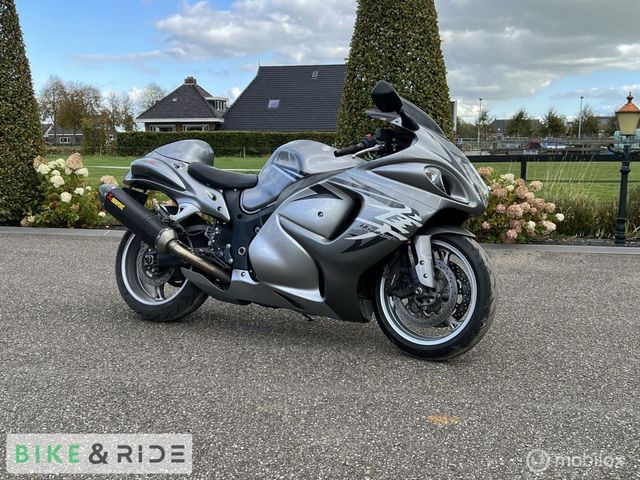 suzuki - gsx-r-1300-hayabusa