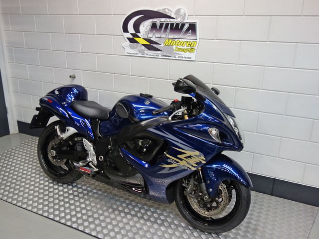 suzuki - gsx-r-1300-hayabusa