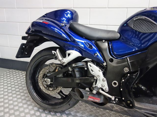 suzuki - gsx-r-1300-hayabusa