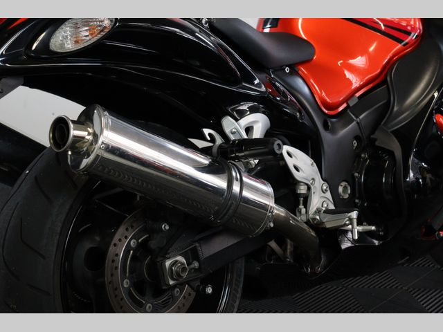 suzuki - gsx-r-1300-hayabusa