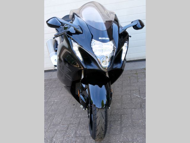 suzuki - gsx-r-1300-hayabusa