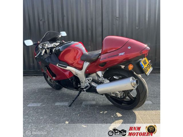 suzuki - gsx-r-1300-hayabusa