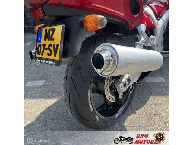 suzuki - gsx-r-1300-hayabusa