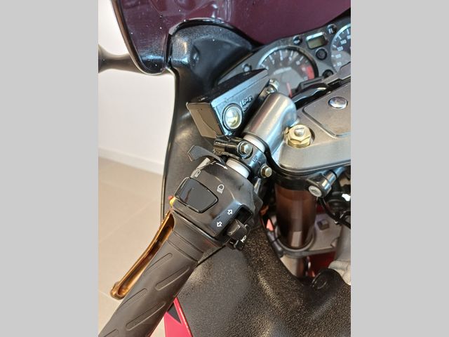 suzuki - gsx-r-1300-hayabusa