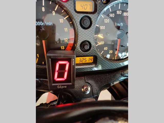 suzuki - gsx-r-1300-hayabusa