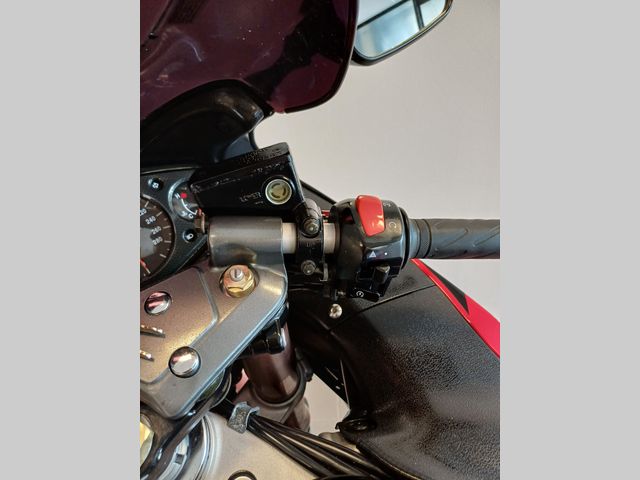suzuki - gsx-r-1300-hayabusa