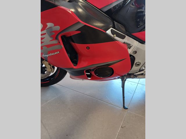 suzuki - gsx-r-1300-hayabusa