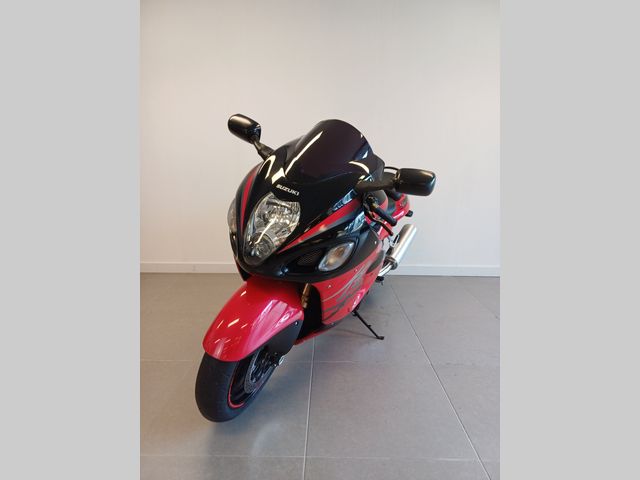 suzuki - gsx-r-1300-hayabusa