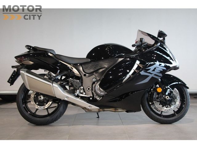 suzuki - gsx-r-1300-hayabusa