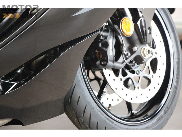 suzuki - gsx-r-1300-hayabusa