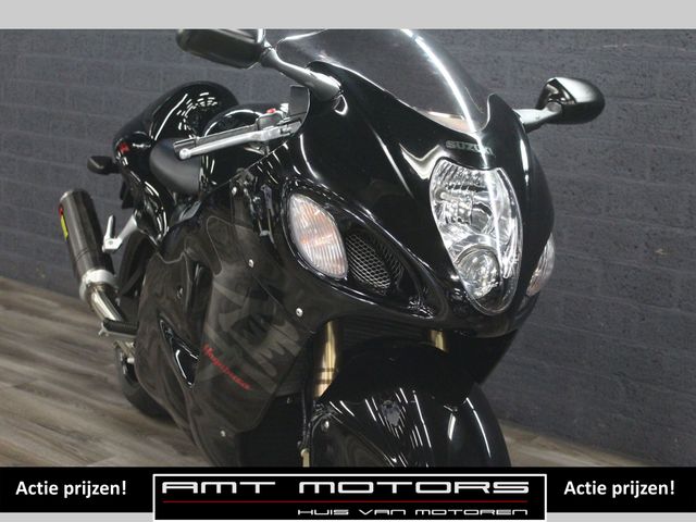 suzuki - gsx-r-1300-hayabusa
