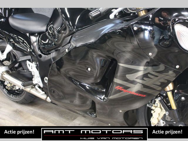 suzuki - gsx-r-1300-hayabusa