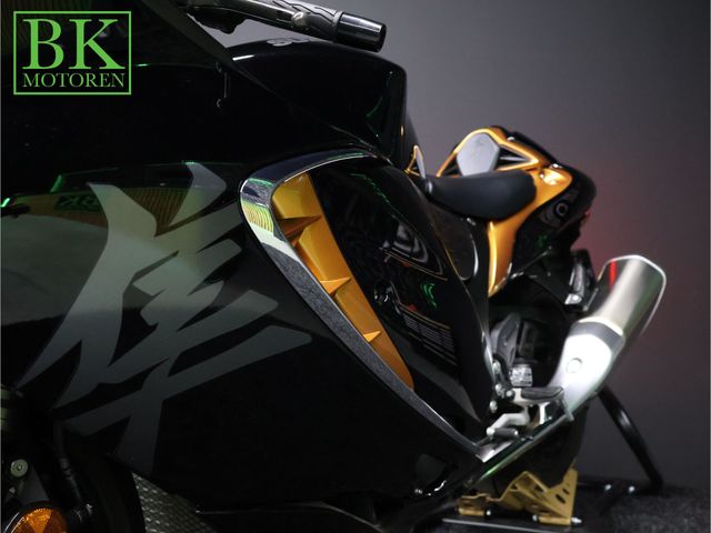 suzuki - gsx-r-1300-hayabusa