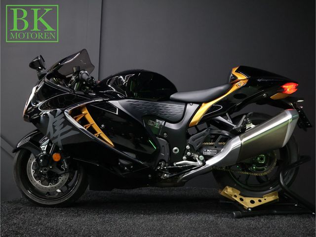 suzuki - gsx-r-1300-hayabusa