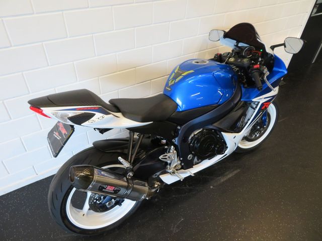 suzuki - gsx-r-600