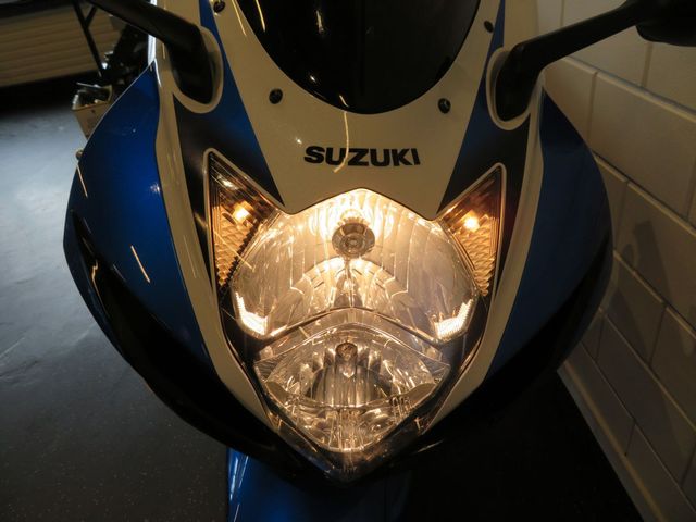 suzuki - gsx-r-600