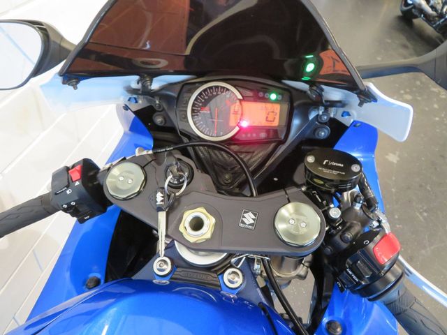 suzuki - gsx-r-600