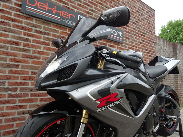 suzuki - gsx-r-600