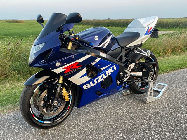 suzuki - gsx-r-600