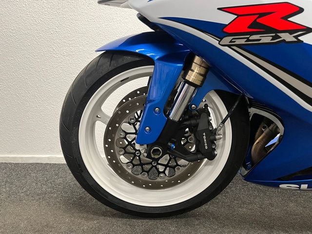 suzuki - gsx-r-600