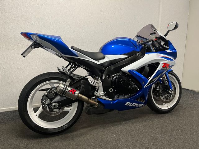 suzuki - gsx-r-600