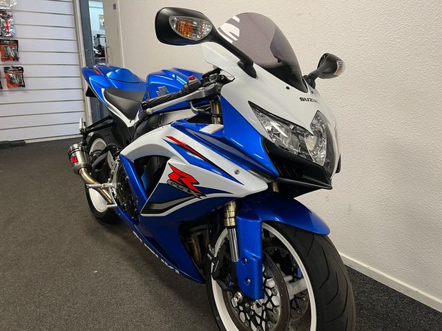 suzuki - gsx-r-600