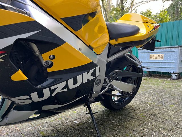 suzuki - gsx-r-600