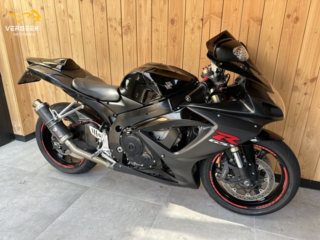 suzuki - gsx-r-600