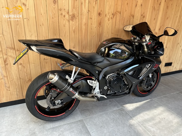 suzuki - gsx-r-600