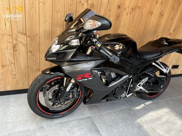 suzuki - gsx-r-600