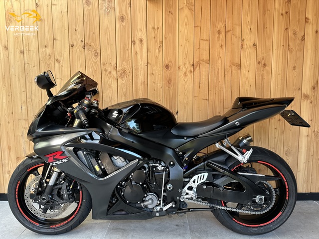 suzuki - gsx-r-600