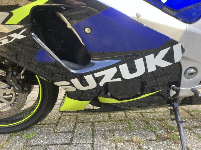 suzuki - gsx-r-600