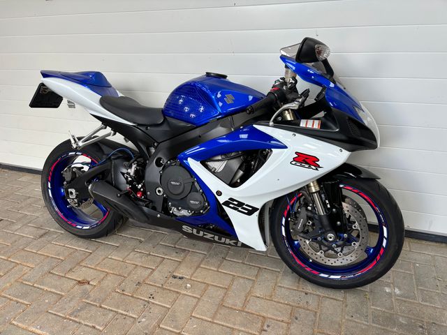 suzuki - gsx-r-600