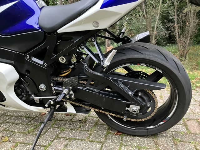 suzuki - gsx-r-600