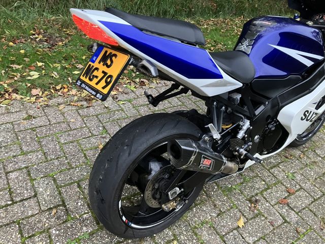 suzuki - gsx-r-600