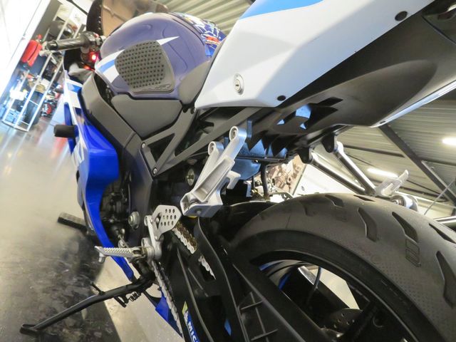 suzuki - gsx-r-600