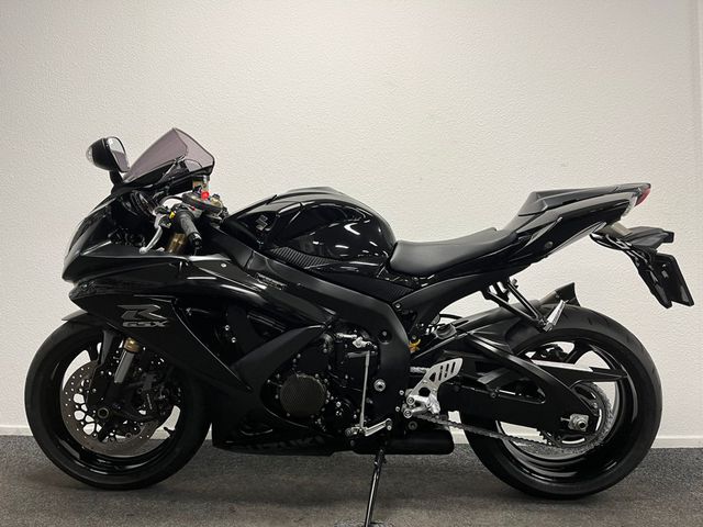 suzuki - gsx-r-600