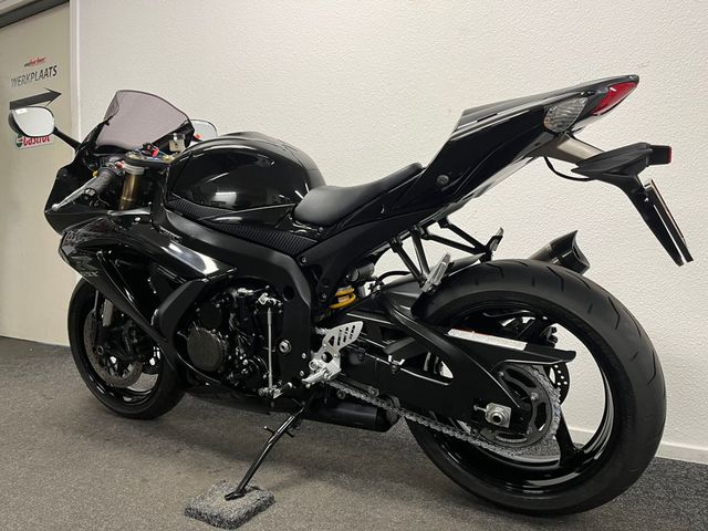 suzuki - gsx-r-600