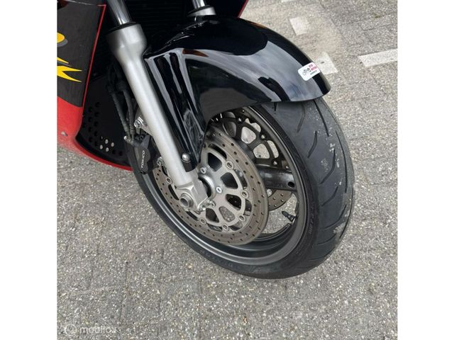 suzuki - gsx-r-600