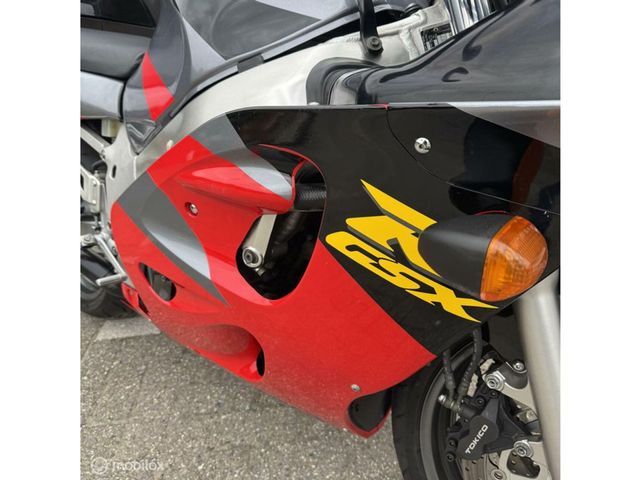 suzuki - gsx-r-600